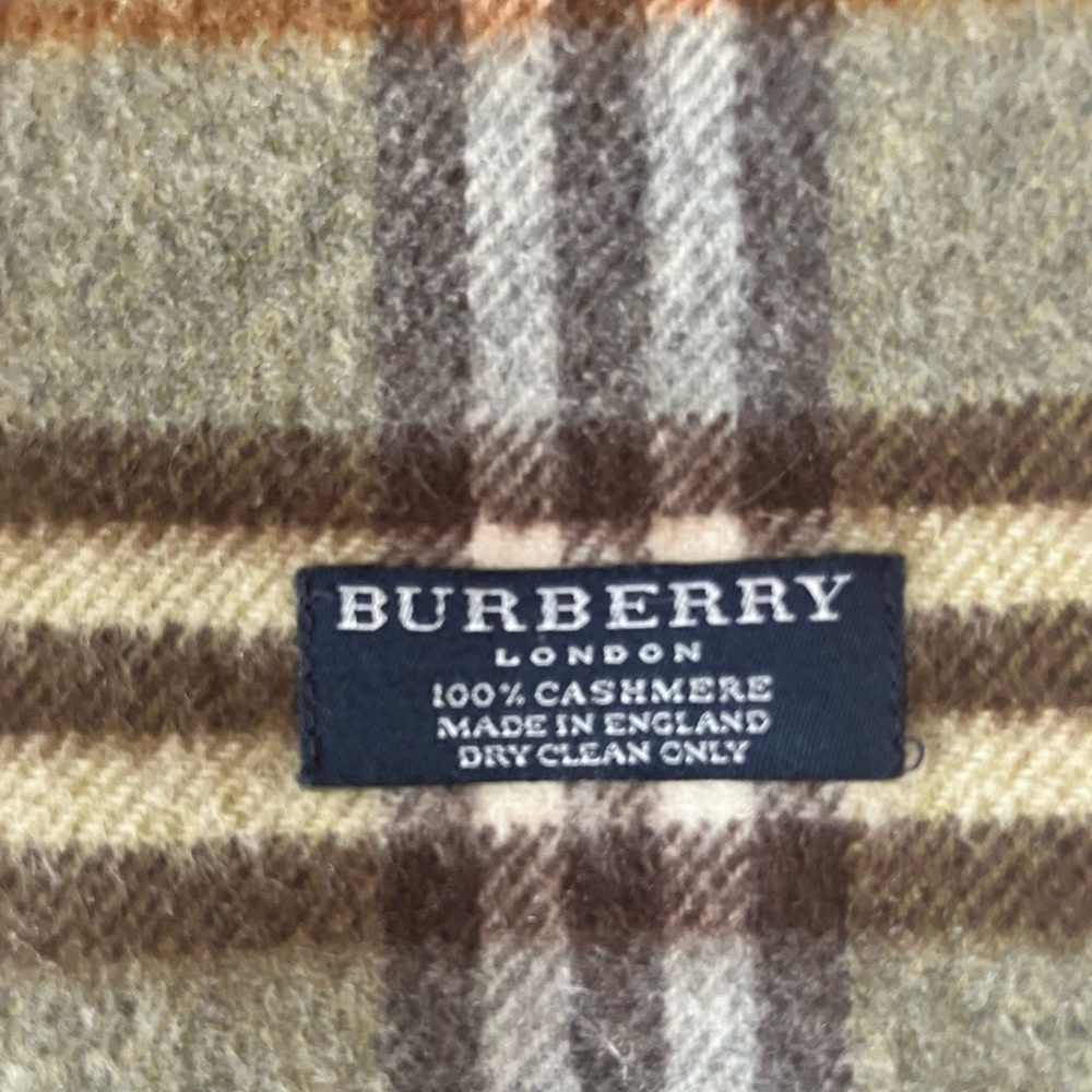 Vintage Burberry London women’s scarf